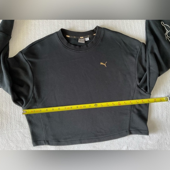 Puma Black and Gold Oversized Crop sweatshirt - Picture 7 of 8